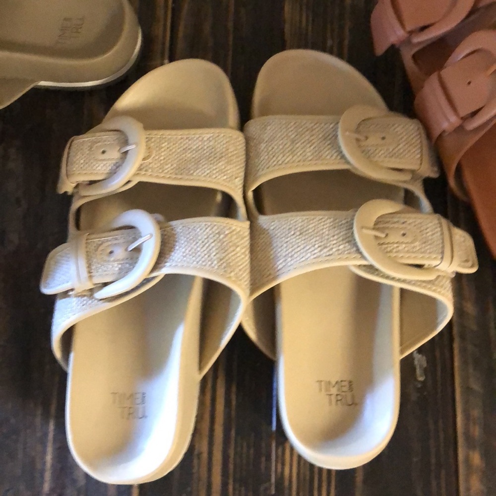 Time and Tru slip on sandal buckle cream brown taupe like new lot of 3 sโฆ - Picture 15 of 16